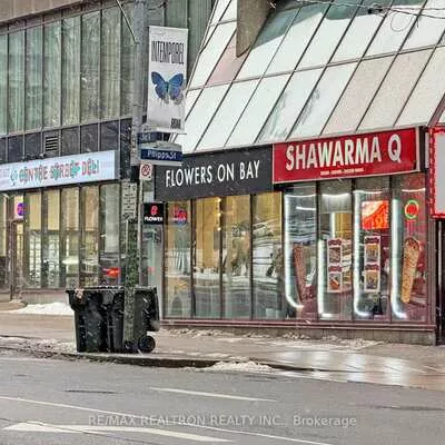 955, Bay, Bay Street Corridor, Toronto