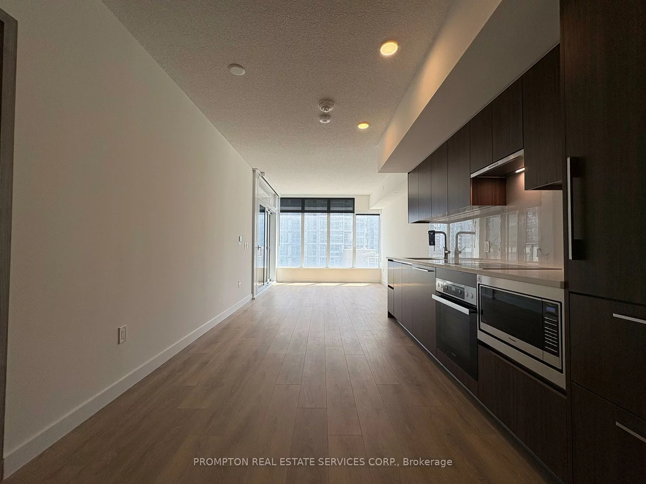 1, Concord Cityplace, Waterfront Communities C1, Toronto