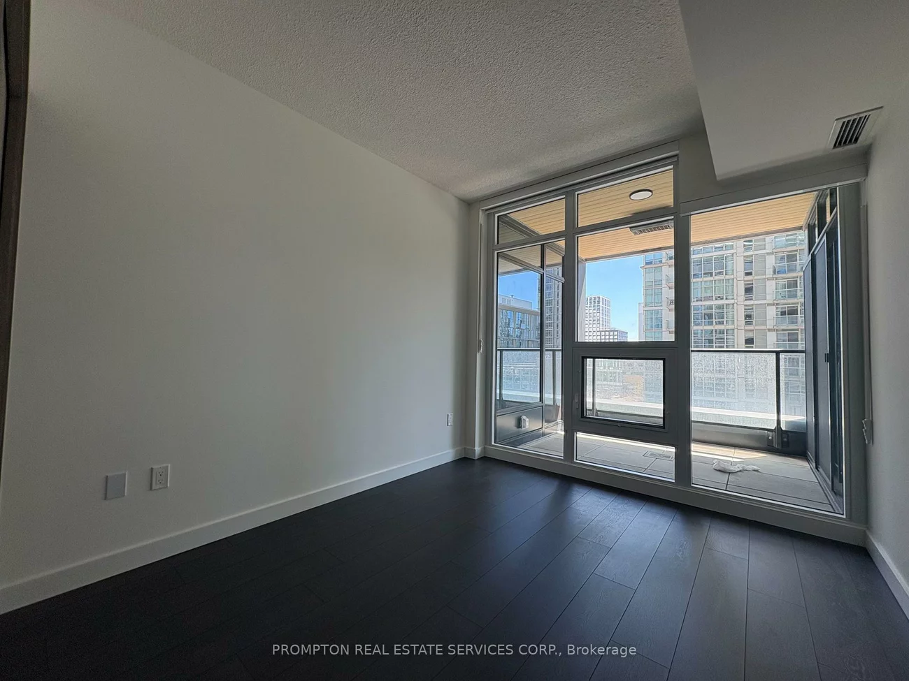 1, Concord Cityplace, Waterfront Communities C1, Toronto