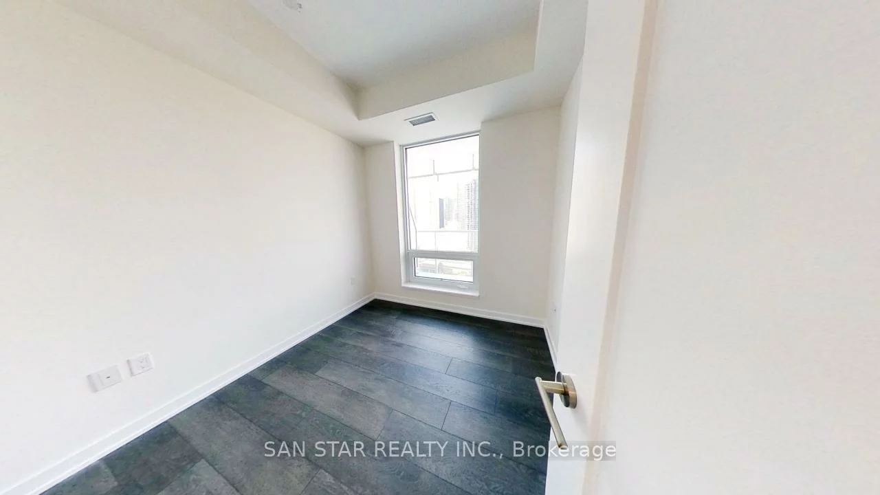 28, Freeland, Waterfront Communities C8, Toronto