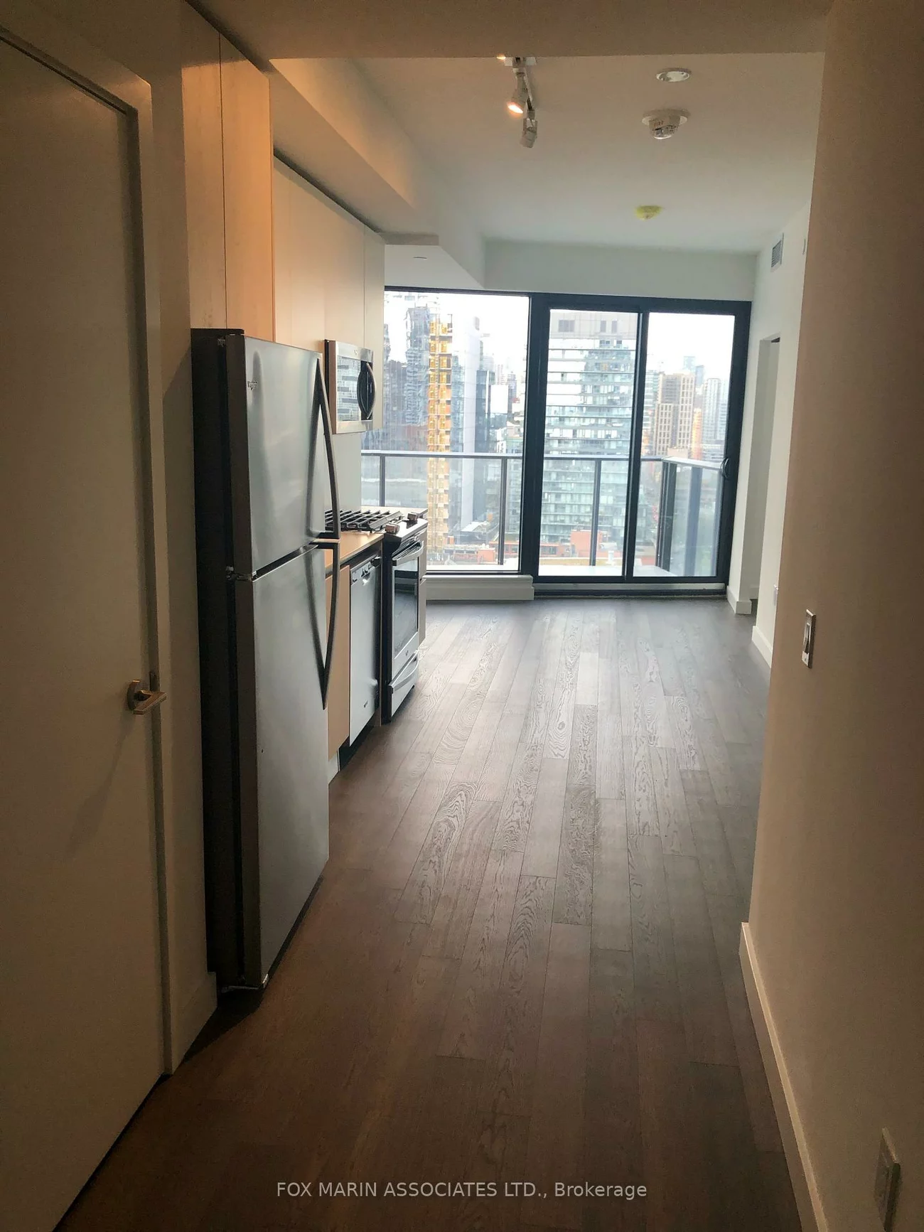 2A, Church, Waterfront Communities C8, Toronto
