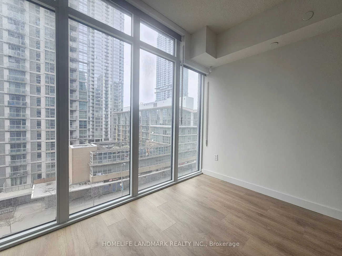 1, Concord Cityplace, Waterfront Communities C1, Toronto