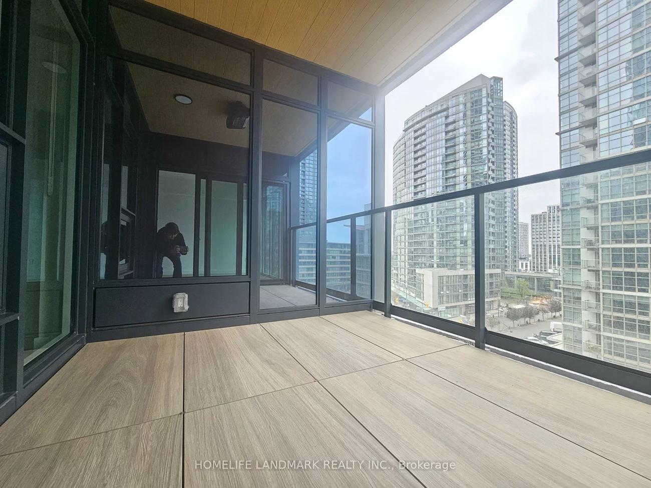 1, Concord Cityplace, Waterfront Communities C1, Toronto