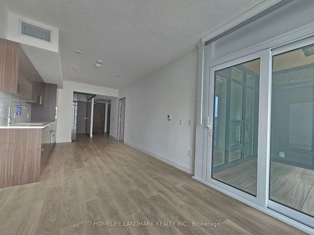 1, Concord Cityplace, Waterfront Communities C1, Toronto
