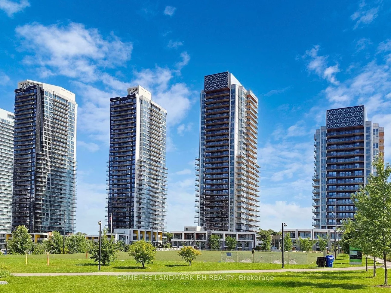 27, McMahon, Bayview Village, Toronto