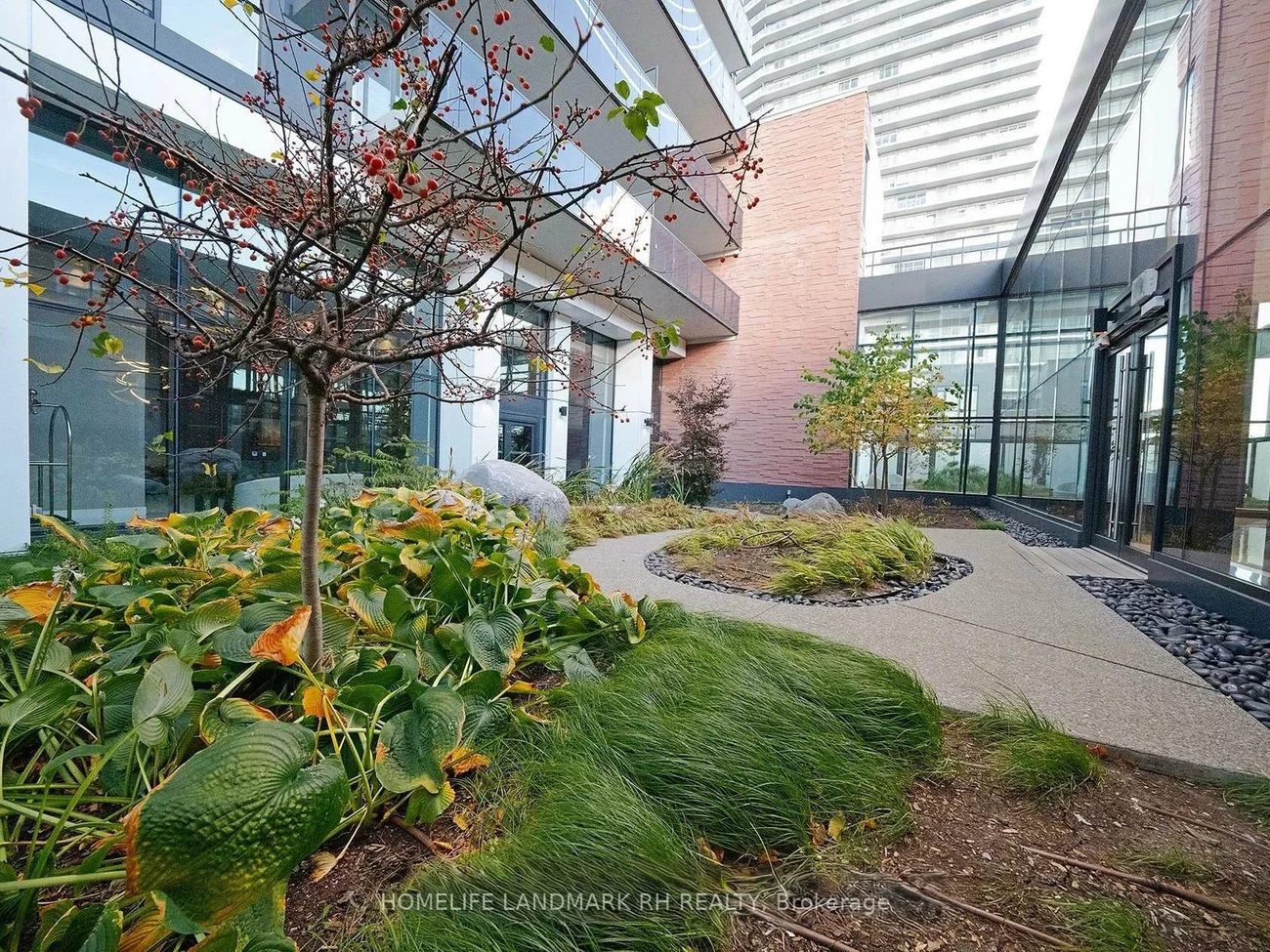 27, McMahon, Bayview Village, Toronto