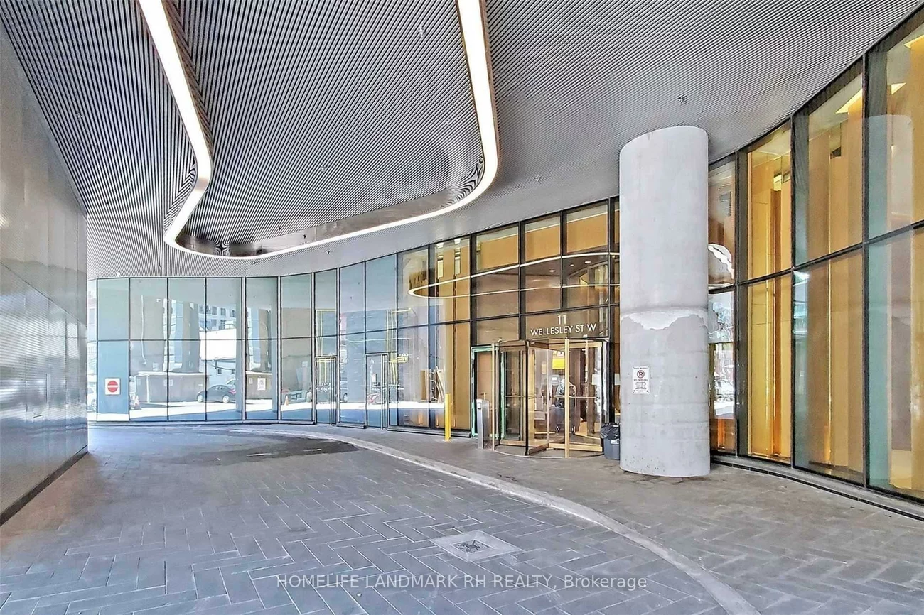 11, Wellesley, Bay Street Corridor, Toronto