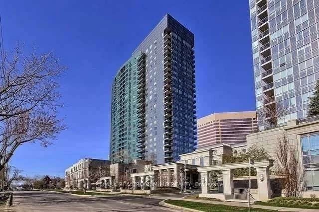 25, Greenview, Newtonbrook West, Toronto
