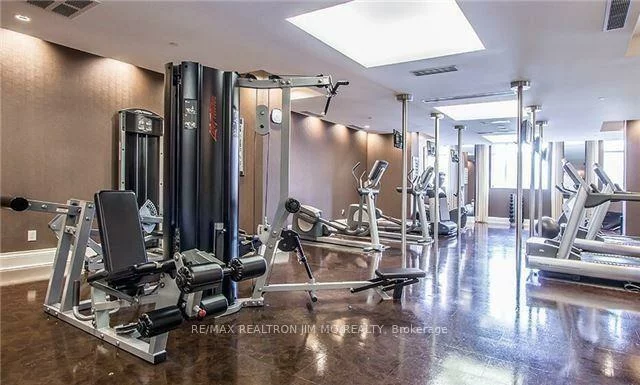 25, Greenview, Newtonbrook West, Toronto