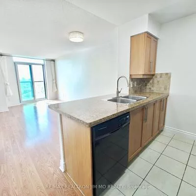 25, Greenview, Newtonbrook West, Toronto