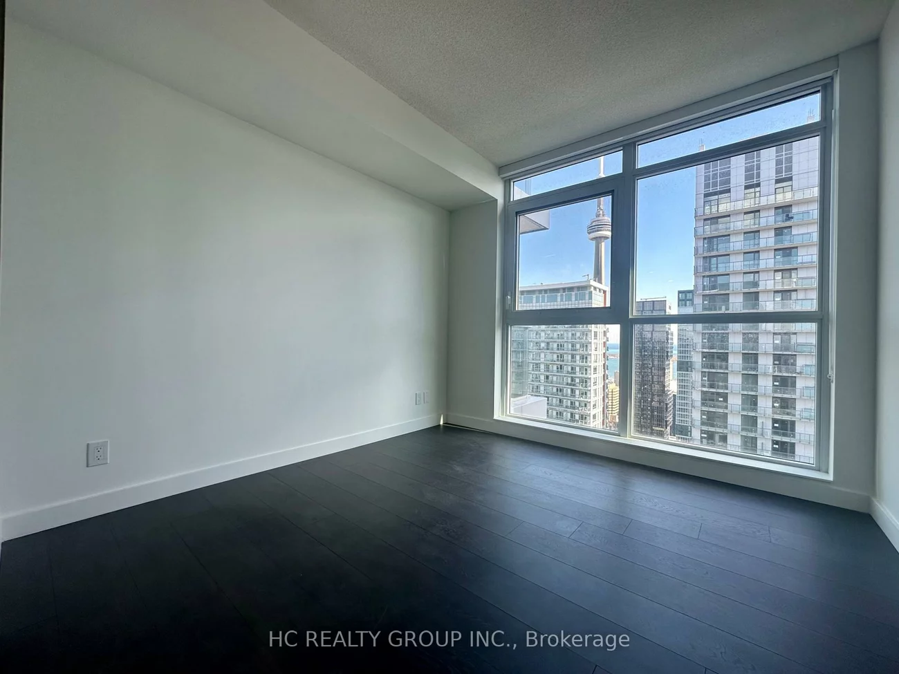 38, Widmer, Waterfront Communities C1, Toronto