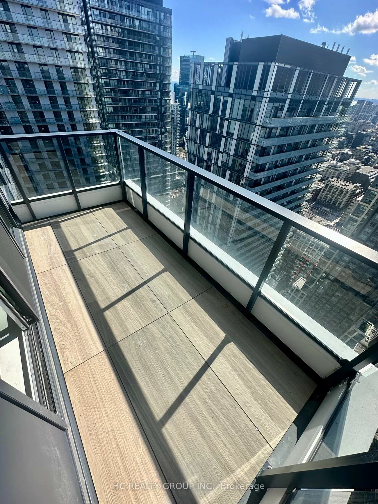 38, Widmer, Waterfront Communities C1, Toronto