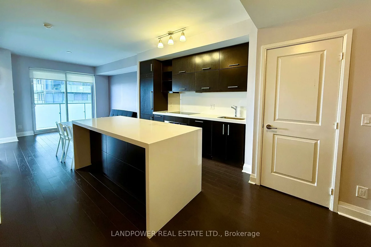 1080, Bay, Bay Street Corridor, Toronto