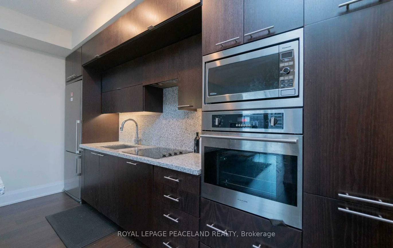 120, Harrison Garden, Willowdale East, Toronto