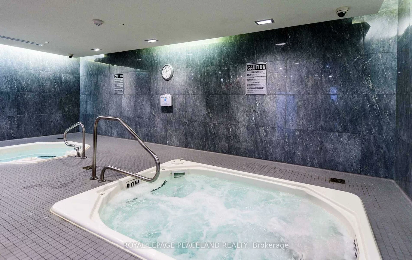 120, Harrison Garden, Willowdale East, Toronto