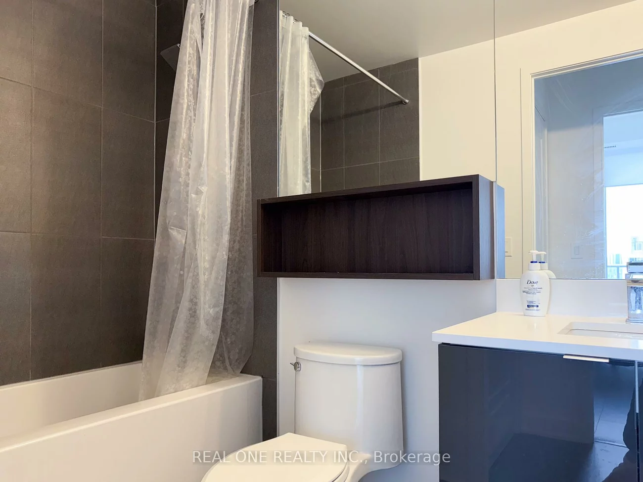 135, Lower Sherbourne, Waterfront Communities C8, Toronto