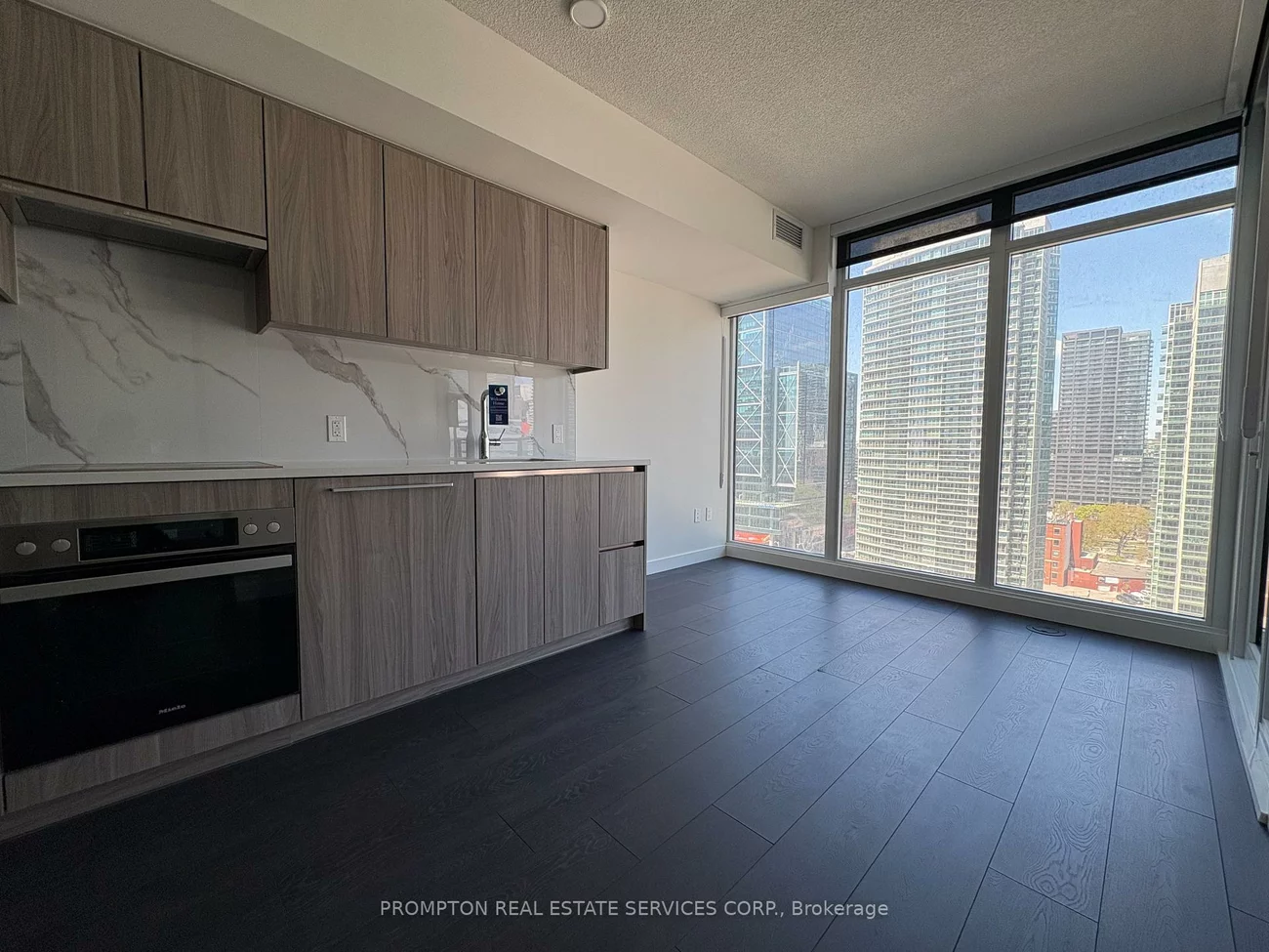 1, Concord Cityplace, Waterfront Communities C1, Toronto
