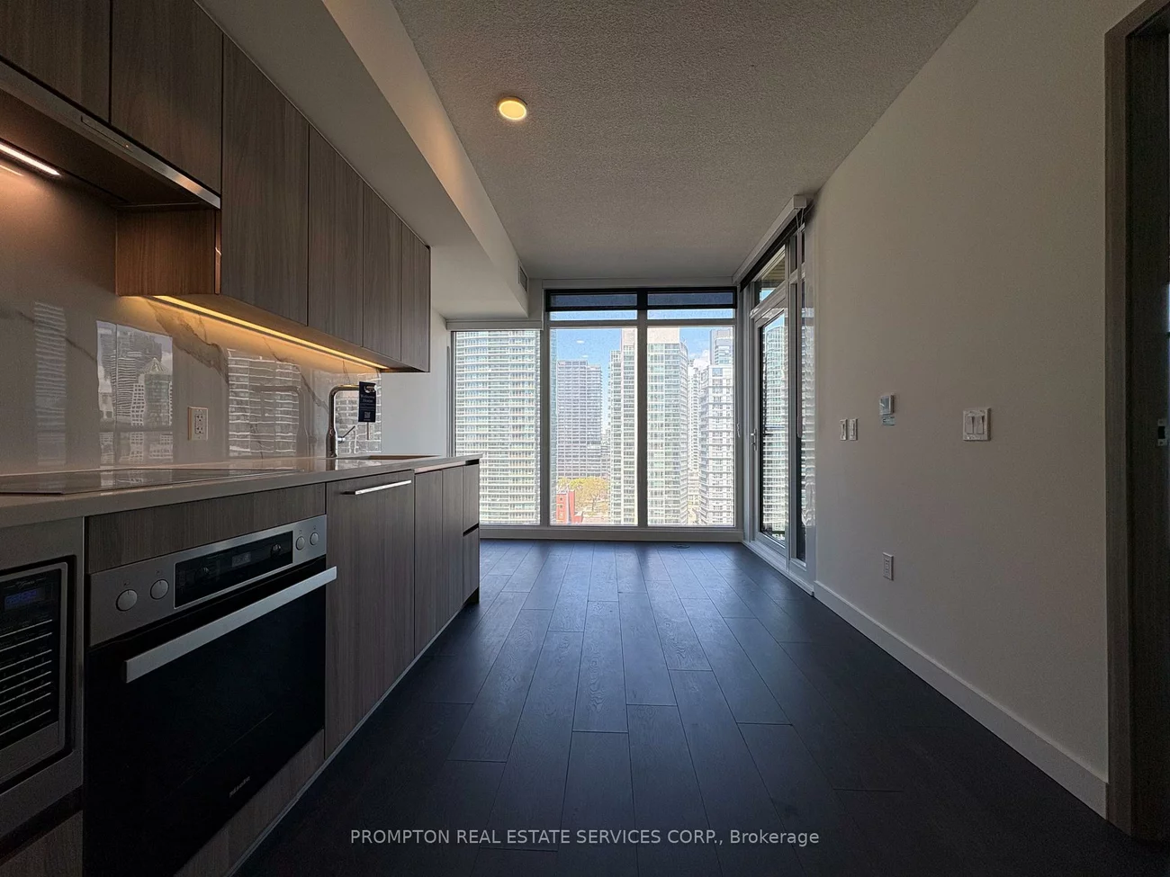 1, Concord Cityplace, Waterfront Communities C1, Toronto