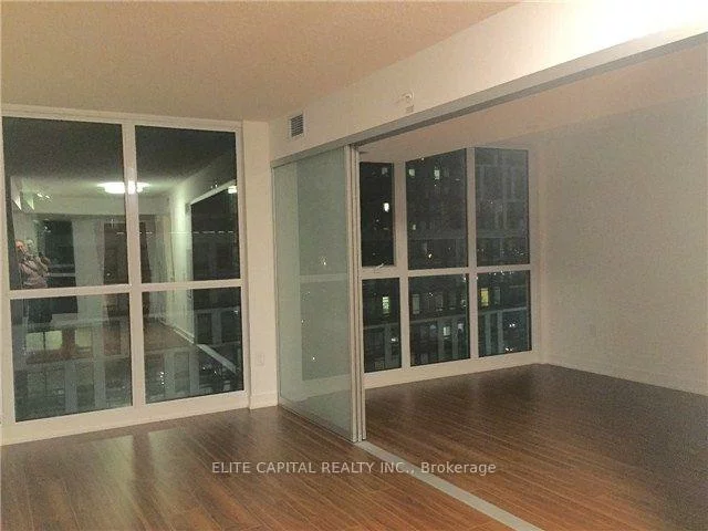 85, Queens Wharf, Waterfront Communities C1, Toronto