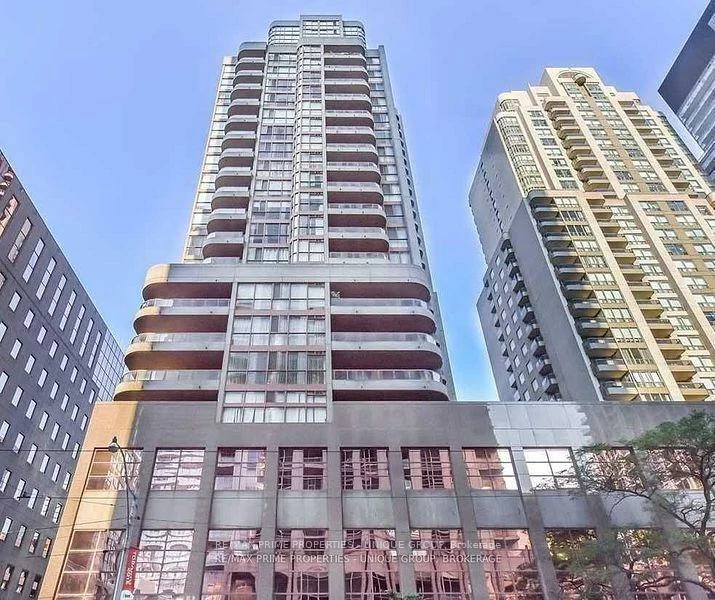 736, Bay, Bay Street Corridor, Toronto