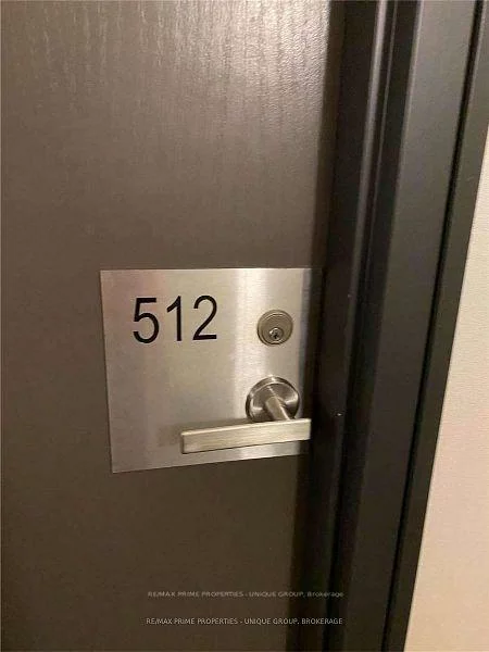 736, Bay, Bay Street Corridor, Toronto