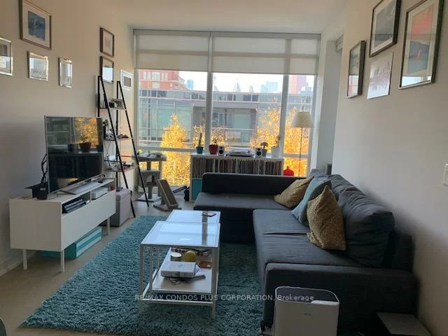 455, Front, Moss Park, Toronto