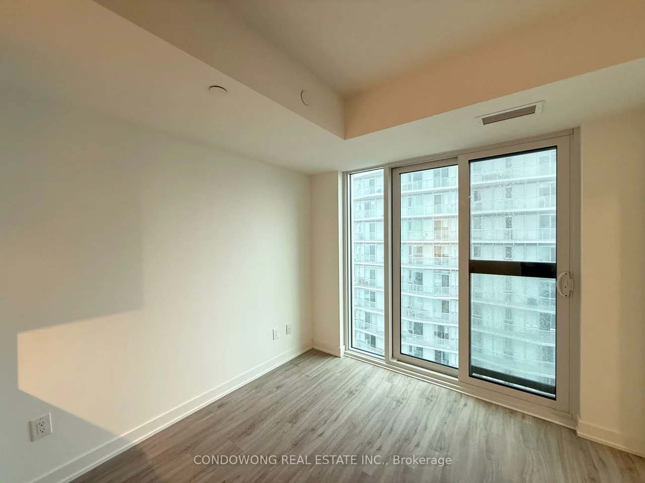 252, Church, Church-Yonge Corridor, Toronto
