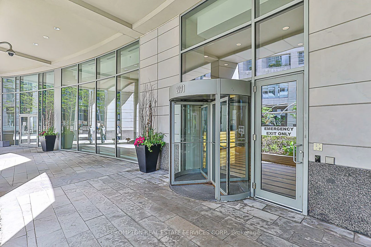 2191, YONGE, Mount Pleasant West, Toronto