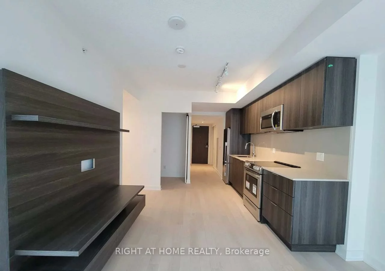 25, Richmond, Church-Yonge Corridor, Toronto