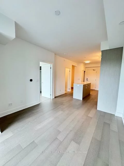 8, Manor, Yonge-Eglinton, Toronto