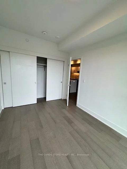 8, Manor, Yonge-Eglinton, Toronto
