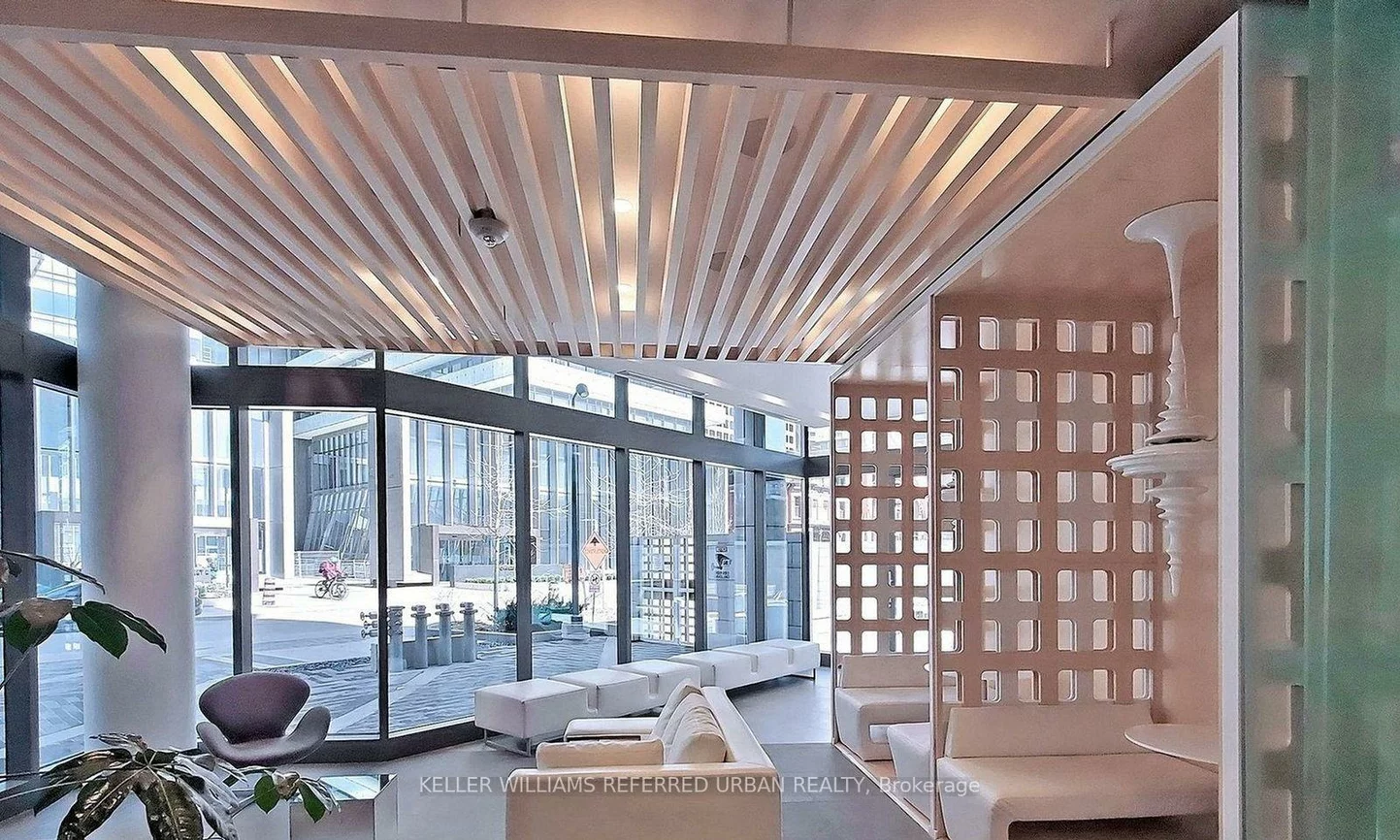 45, Charles, Church-Yonge Corridor, Toronto