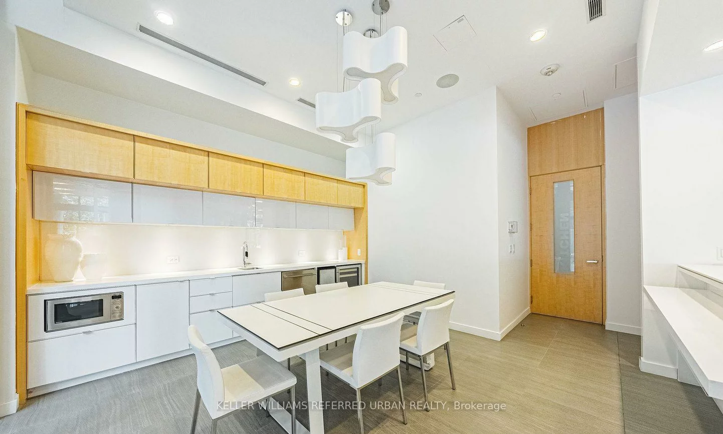 45, Charles, Church-Yonge Corridor, Toronto