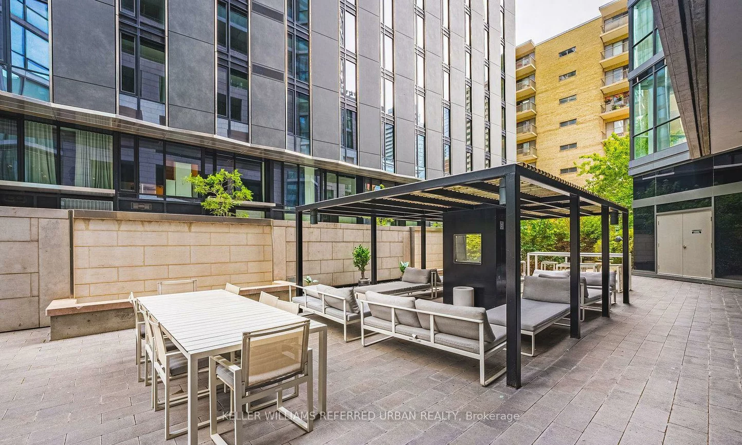 45, Charles, Church-Yonge Corridor, Toronto
