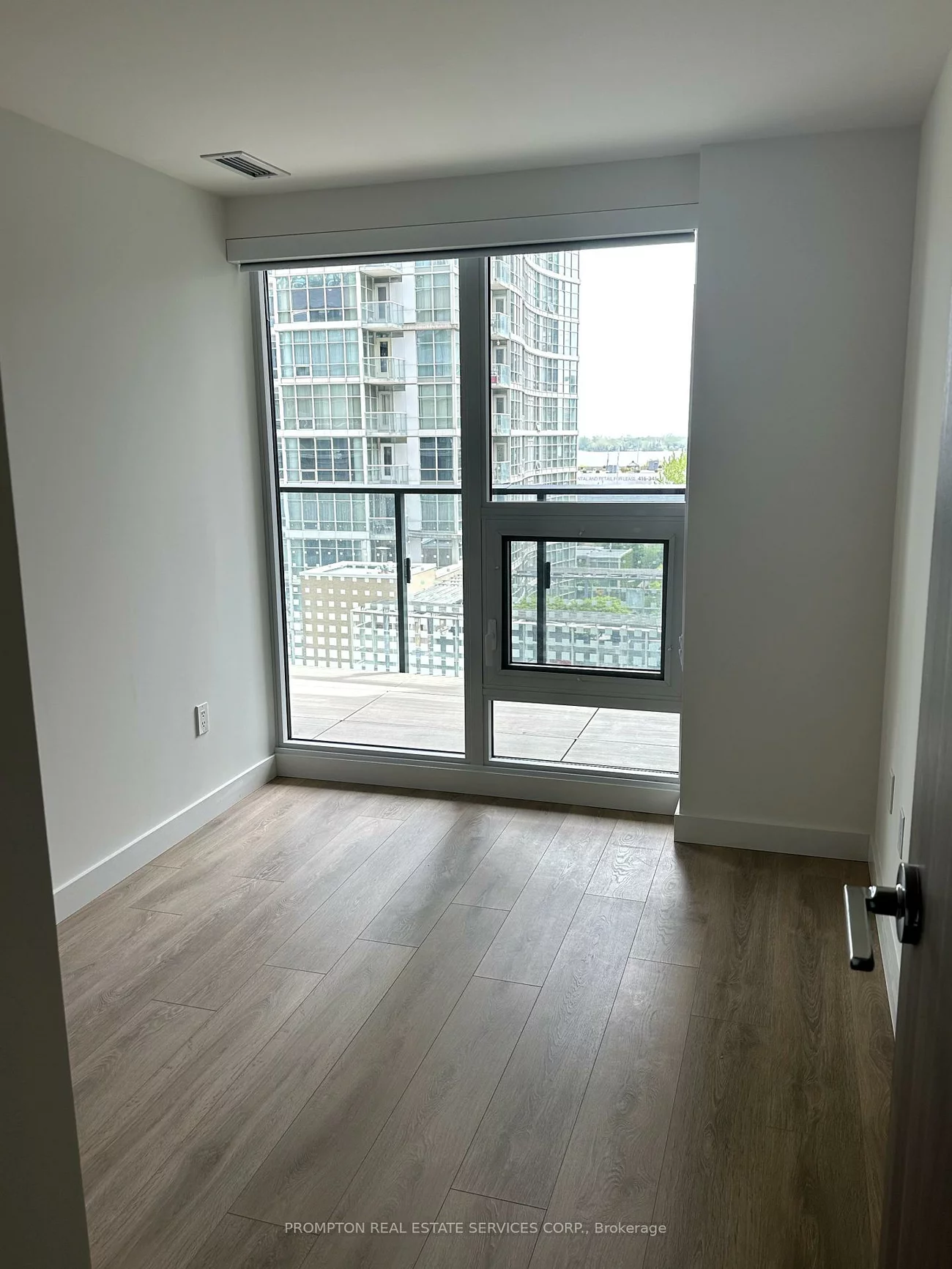 3, Concord Cityplace, Waterfront Communities C1, Toronto