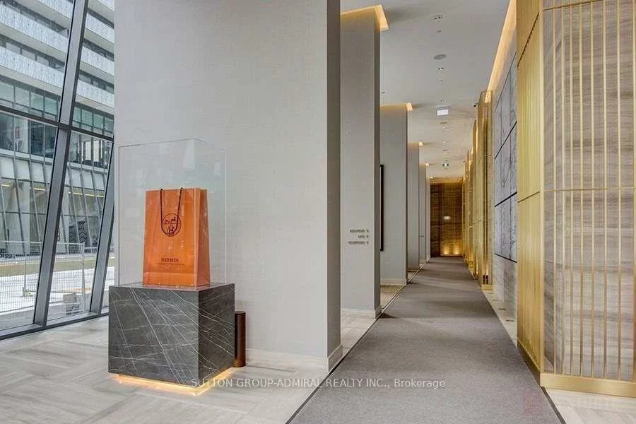 50, Charles, Church-Yonge Corridor, Toronto