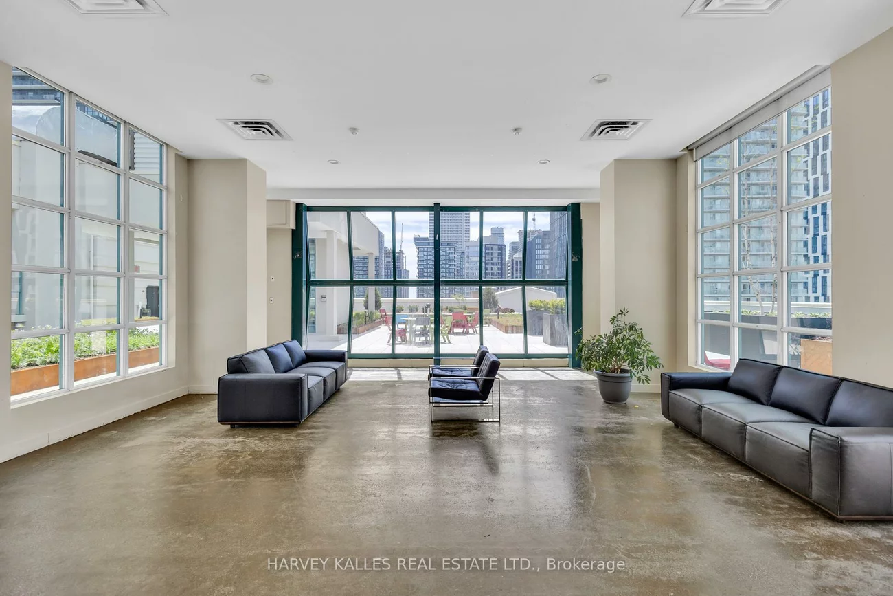 155, Dalhousie, Church-Yonge Corridor, Toronto