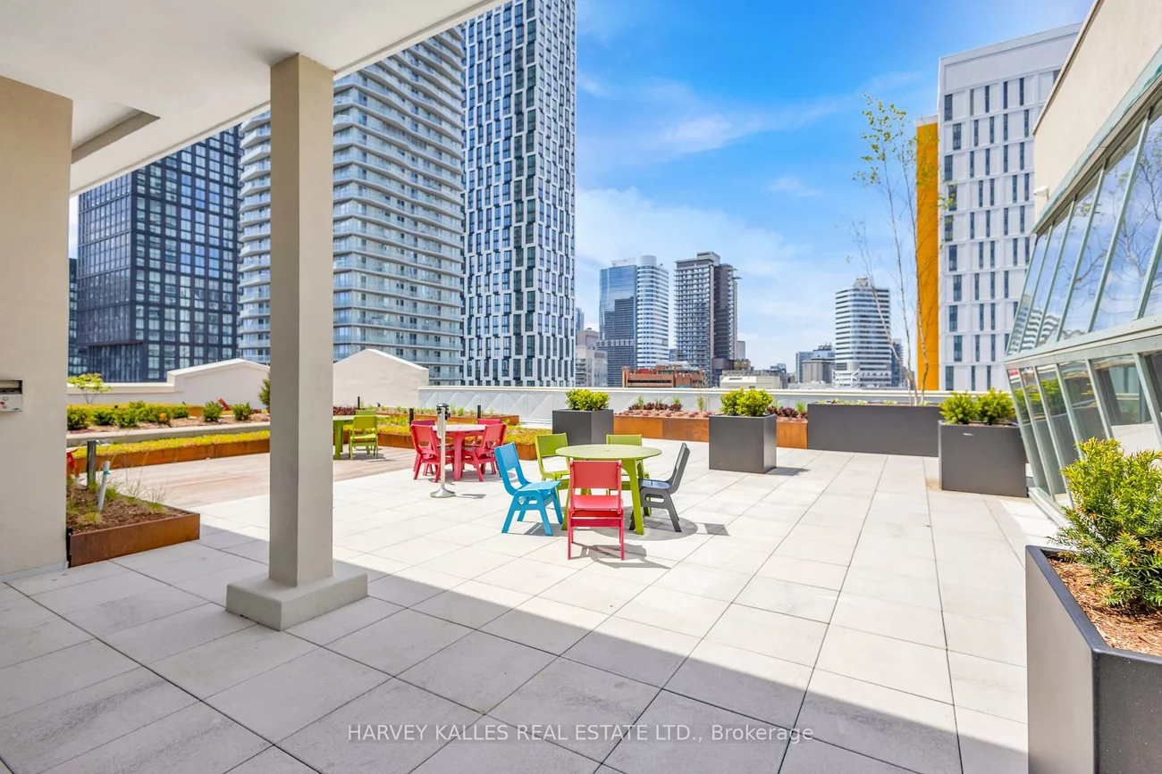 155, Dalhousie, Church-Yonge Corridor, Toronto