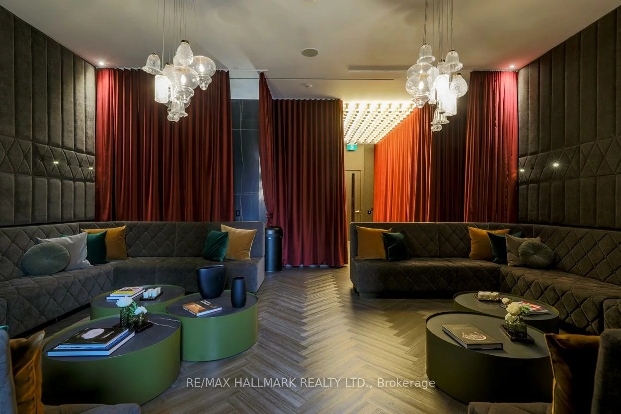 11, Yorkville, Annex, Toronto