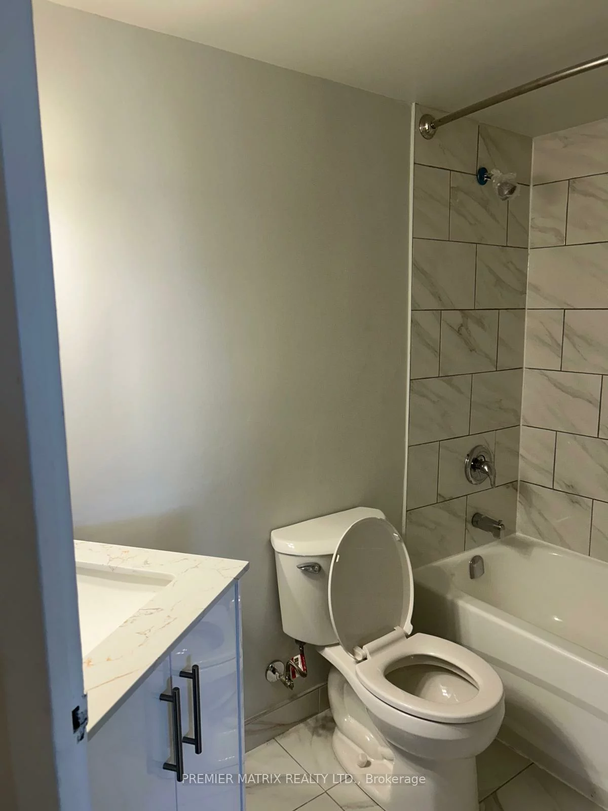 65, Thorncliffe Park, Thorncliffe Park, Toronto