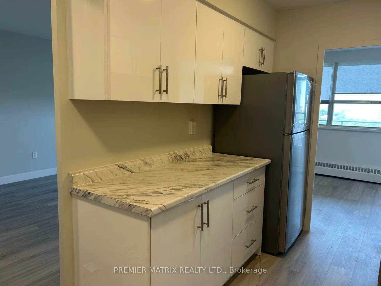65, Thorncliffe Park, Thorncliffe Park, Toronto