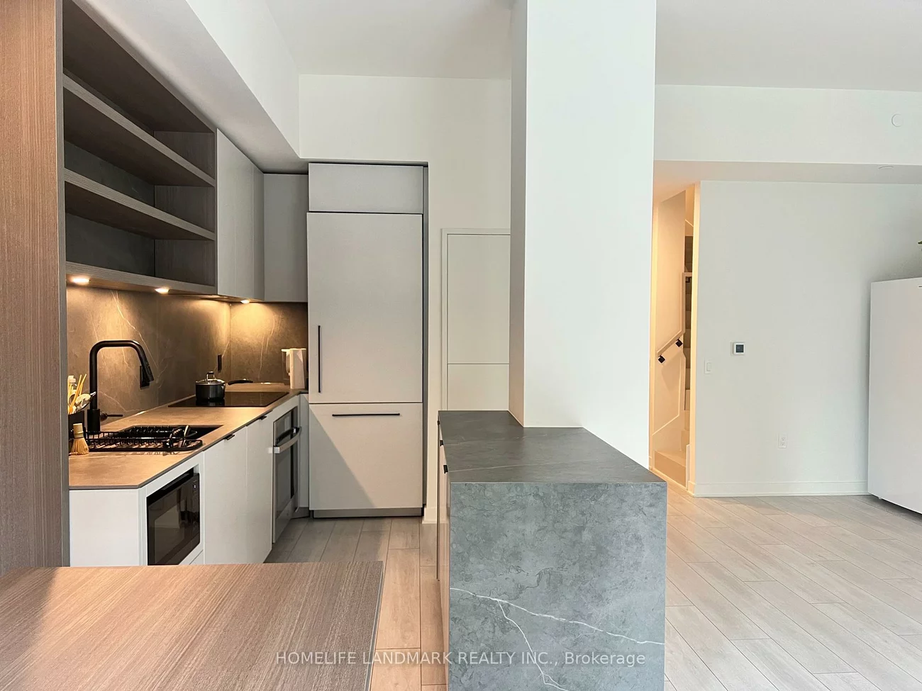 55, Charles, Church-Yonge Corridor, Toronto