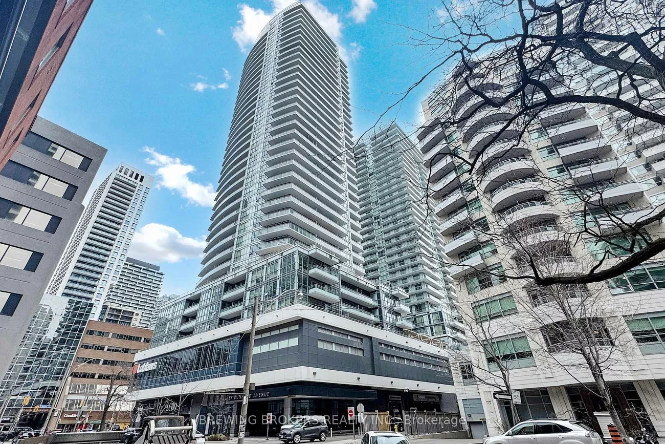 89, Dunfield, Mount Pleasant West, Toronto