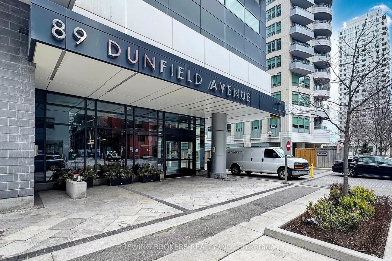 89, Dunfield, Mount Pleasant West, Toronto