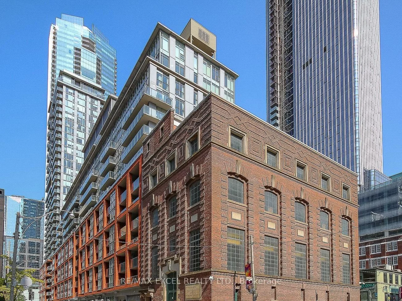 21, Nelson, Waterfront Communities C1, Toronto