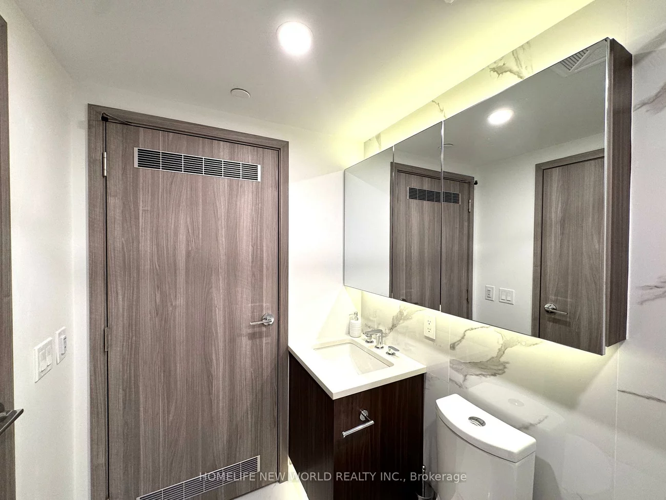 3, Concord Cityplace, Waterfront Communities C1, Toronto