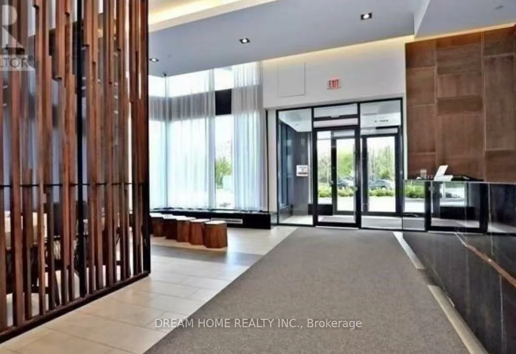 160, Vanderhoof, Thorncliffe Park, Toronto