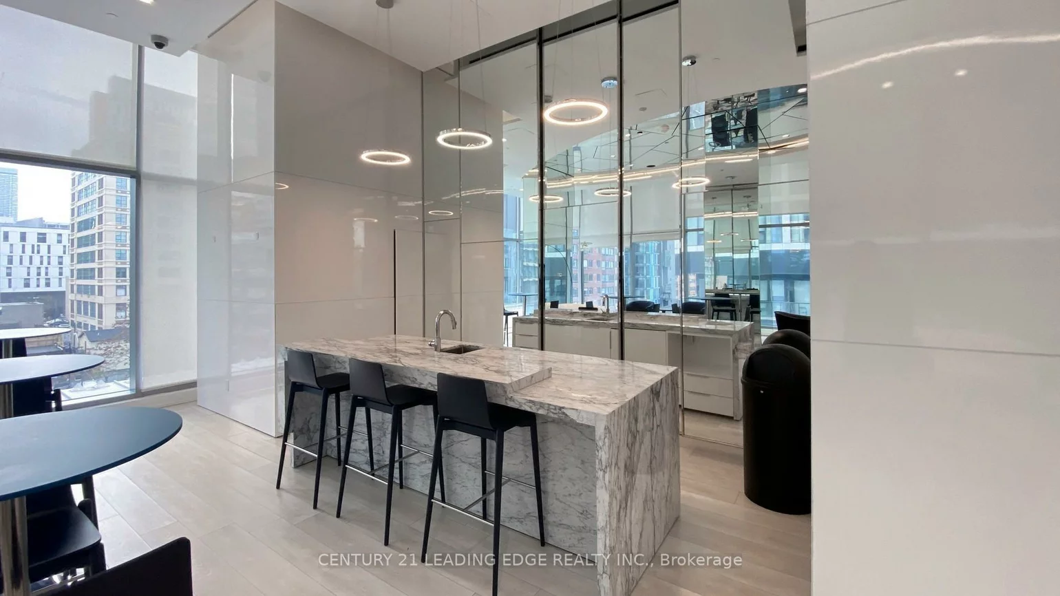 251, Jarvis, Waterfront Communities C8, Toronto