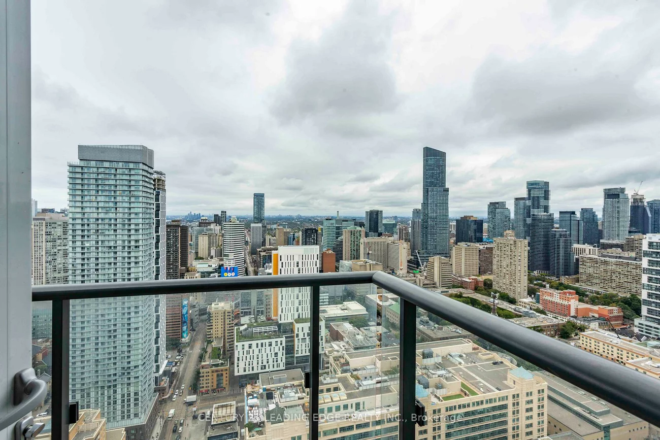 251, Jarvis, Waterfront Communities C8, Toronto