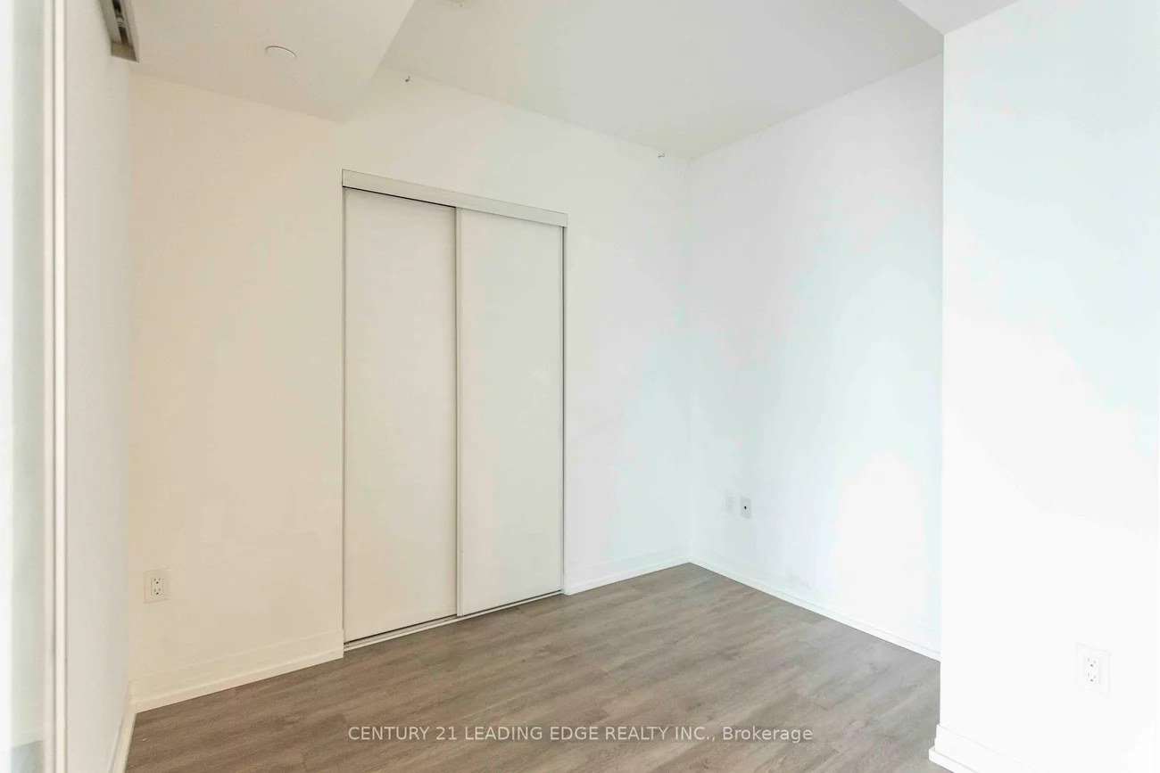 251, Jarvis, Waterfront Communities C8, Toronto